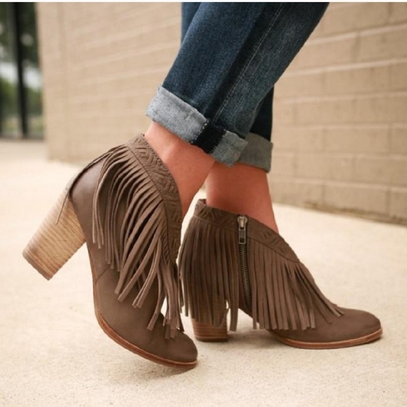 Sassy Seychelles x Anthro Fringe Boho Leather Ankle Booties - Picture 2 of 8